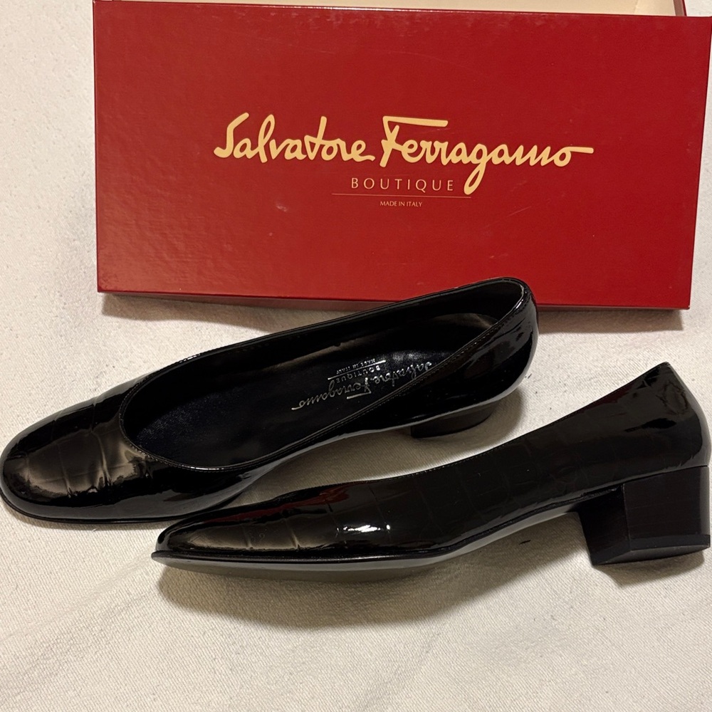 Salvatore Ferragamo Black Patent Leather Flats